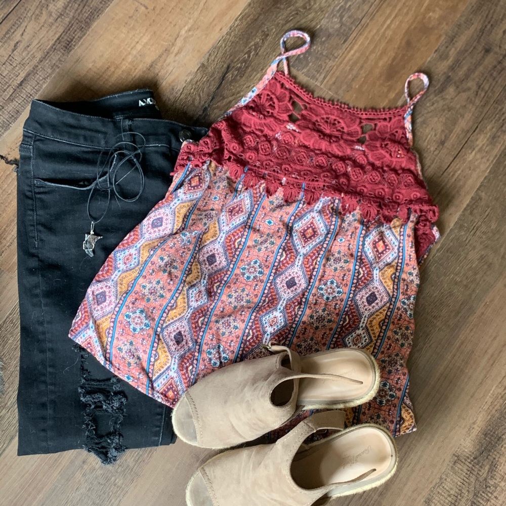 Maroon tank top
